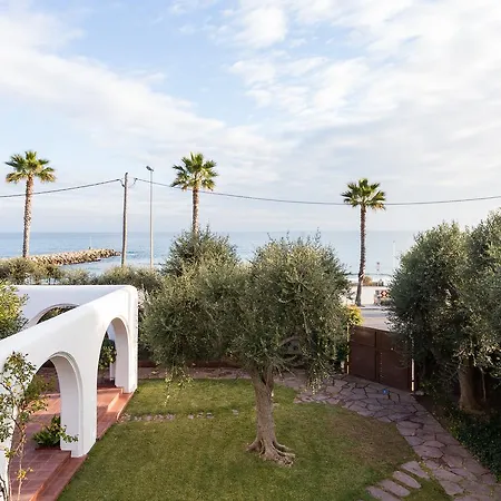 Alicia Villa Sitges
